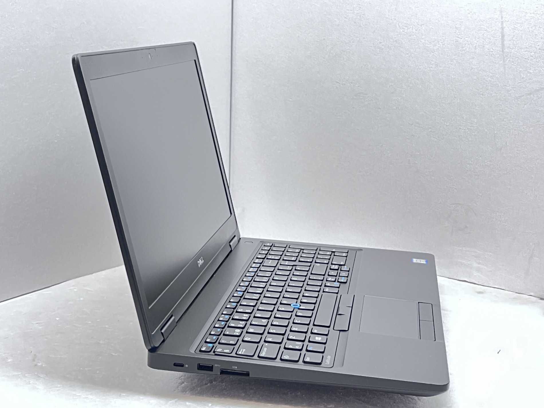 Dell Latitude 5580 15.6" i7-7820HQ 16GB 510GB/-> Отлично състояние