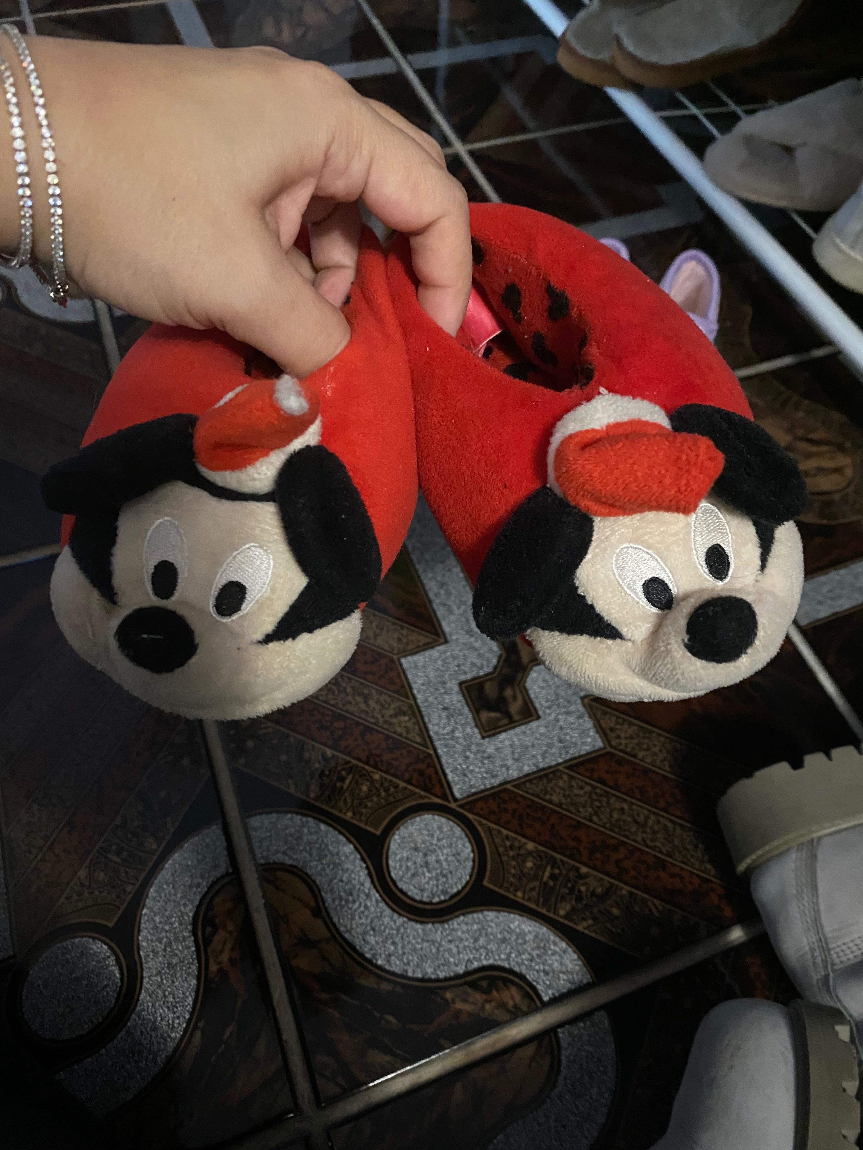 Lot papucei de casa