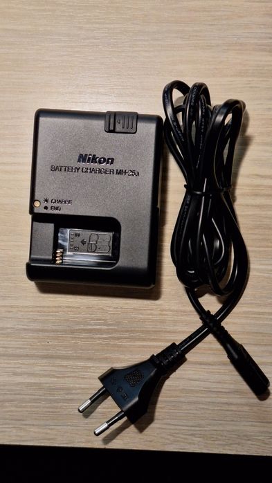 Incarcator original Nikon MH-25a nou