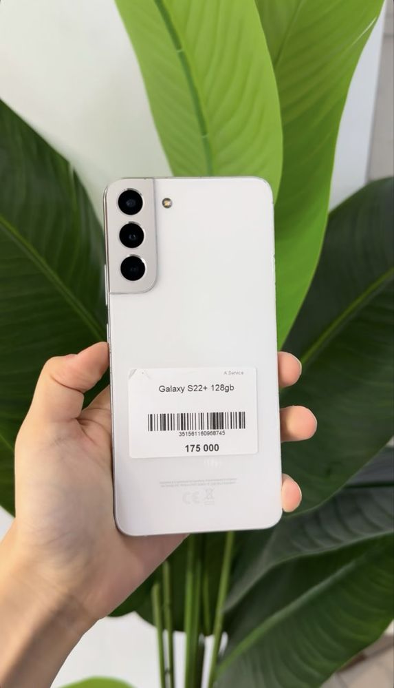 Samsung S22+ в идеальном состоянии