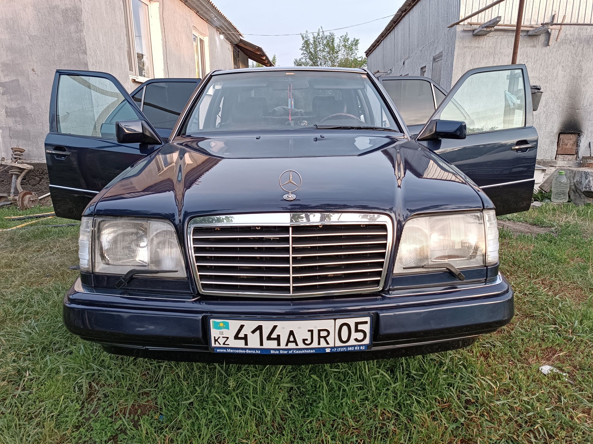 Mercedes Benz w124...2.8