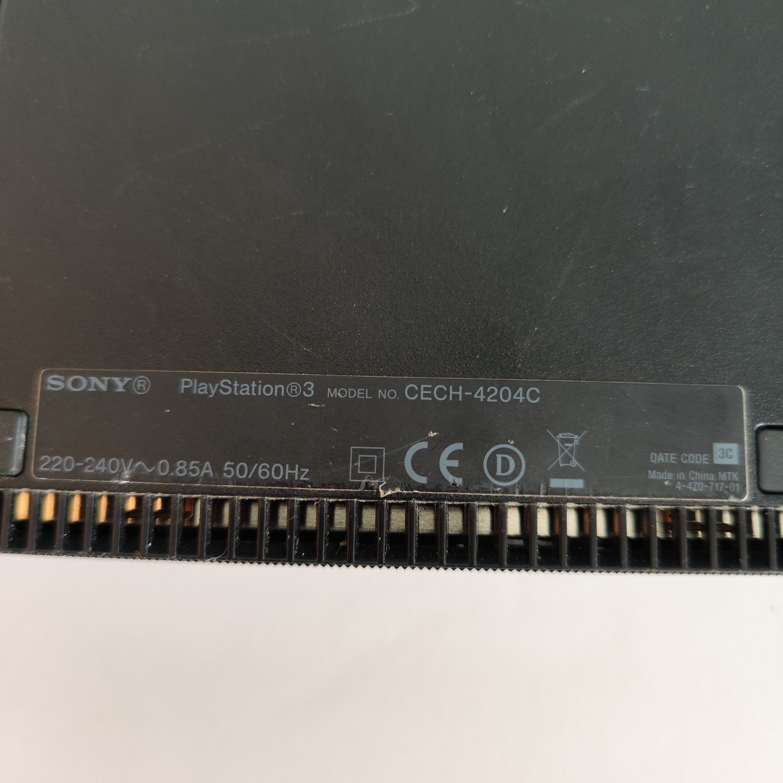 Конзола PlayStation 3 Super Slim пълен комплект