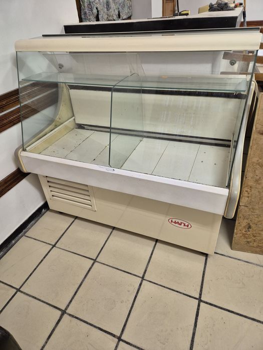Хоризонтална хладилна витрина