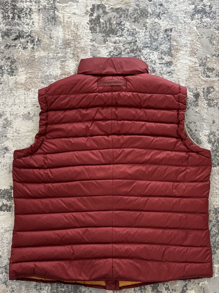 Peuterey,vestă puf,măr.3XL(merge pt.2XL)