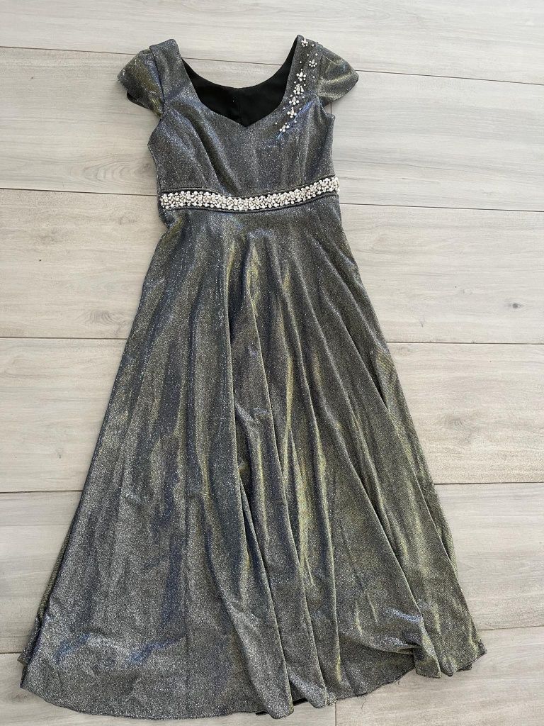 Rochie elegantă/nașă