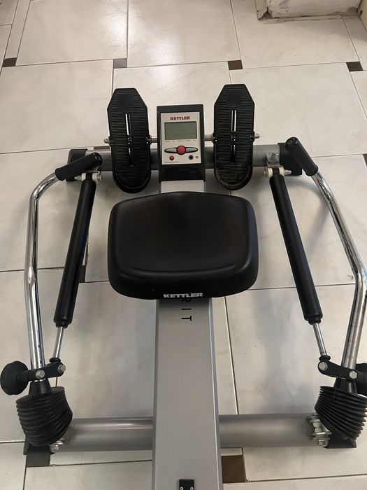 Тренажор за гребане Kettler