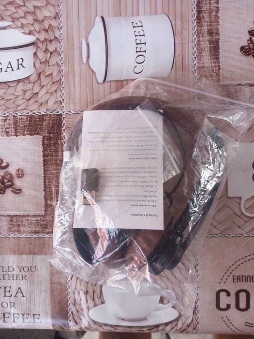 Casti wireless/Bluetooth noi, sigilate