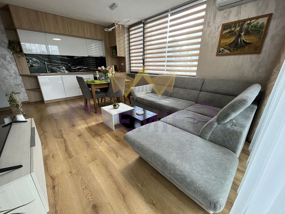 Дава се под наем Двустаен апартамент в Варна, Чайка - 65 кв.м за 700 € - Снимка #2