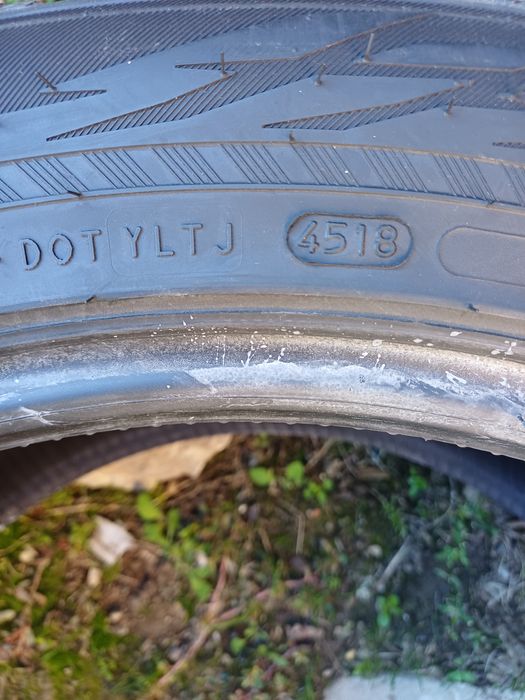 Зимни гуми 275/45/20 перфектни