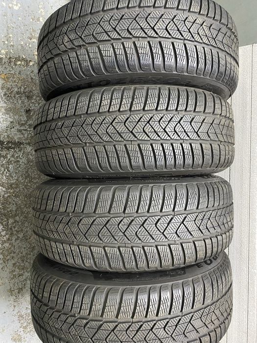 Jante '17 roti iarna Mercedes  E W213 All Terrain 225/55R17 Pirelli