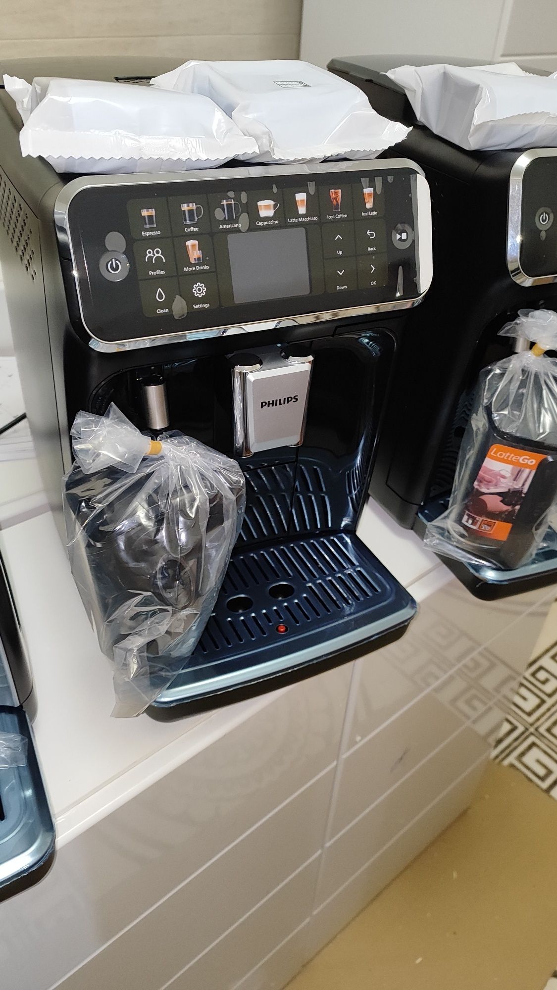 Espressor automat Philips seria 5500 bonus 2xAquaclean