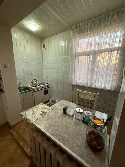 Срочно продаётся Юнусабад 7-кв 2/4/4