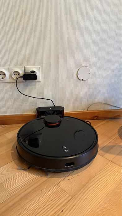 Робот пылесос Xiaomi Mi Robot Vacuum-Mop P с функцией влажной уборки