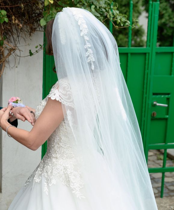 Vand rochie de mireasa