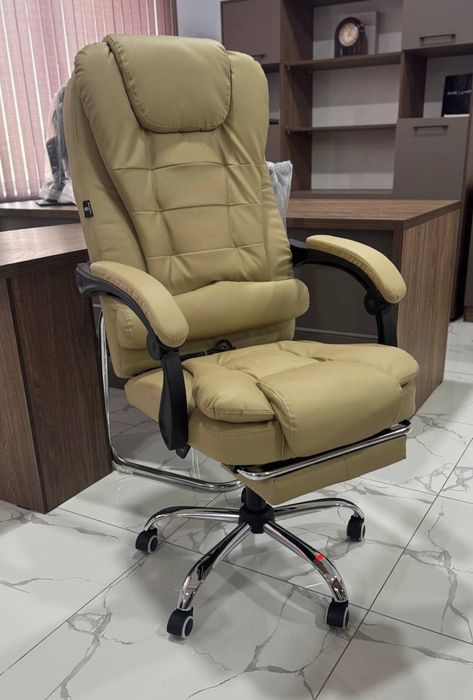 Офисной кресло 606