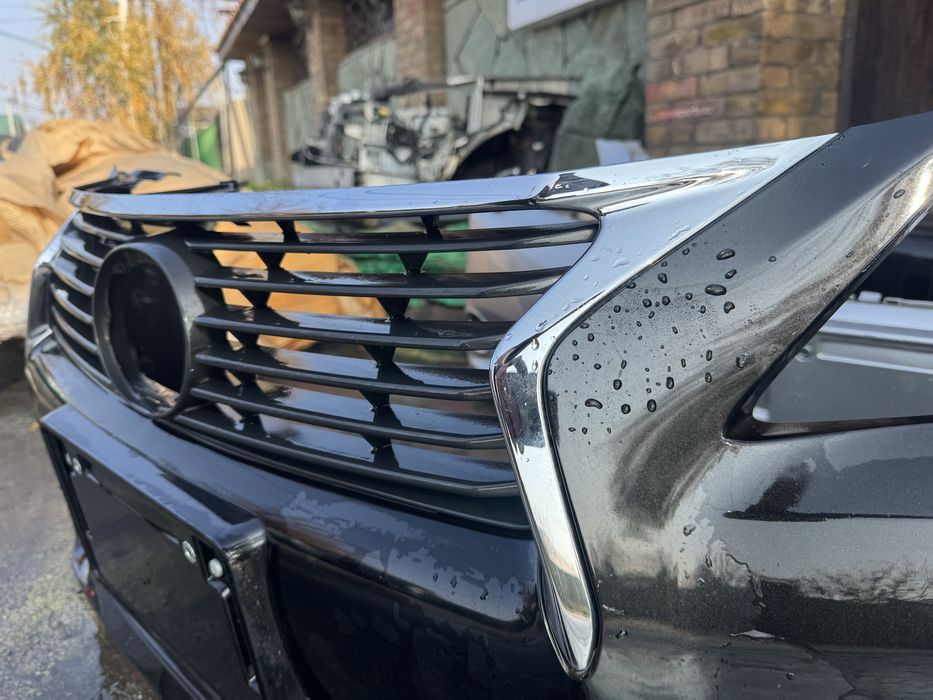 Передний бампер GS 350 L1