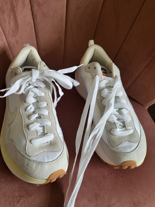 Nike Sacai adidasi barbati nr 42