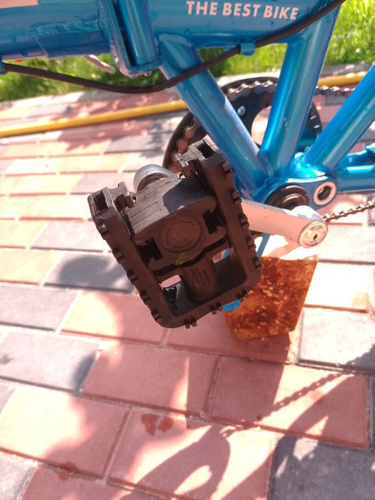 Vând bicicleta pliabila copii