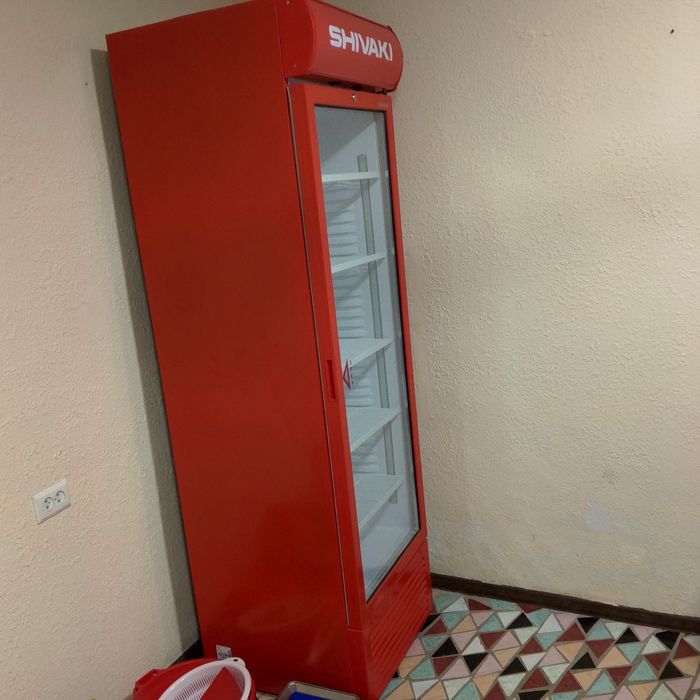Muzlatgich yangi