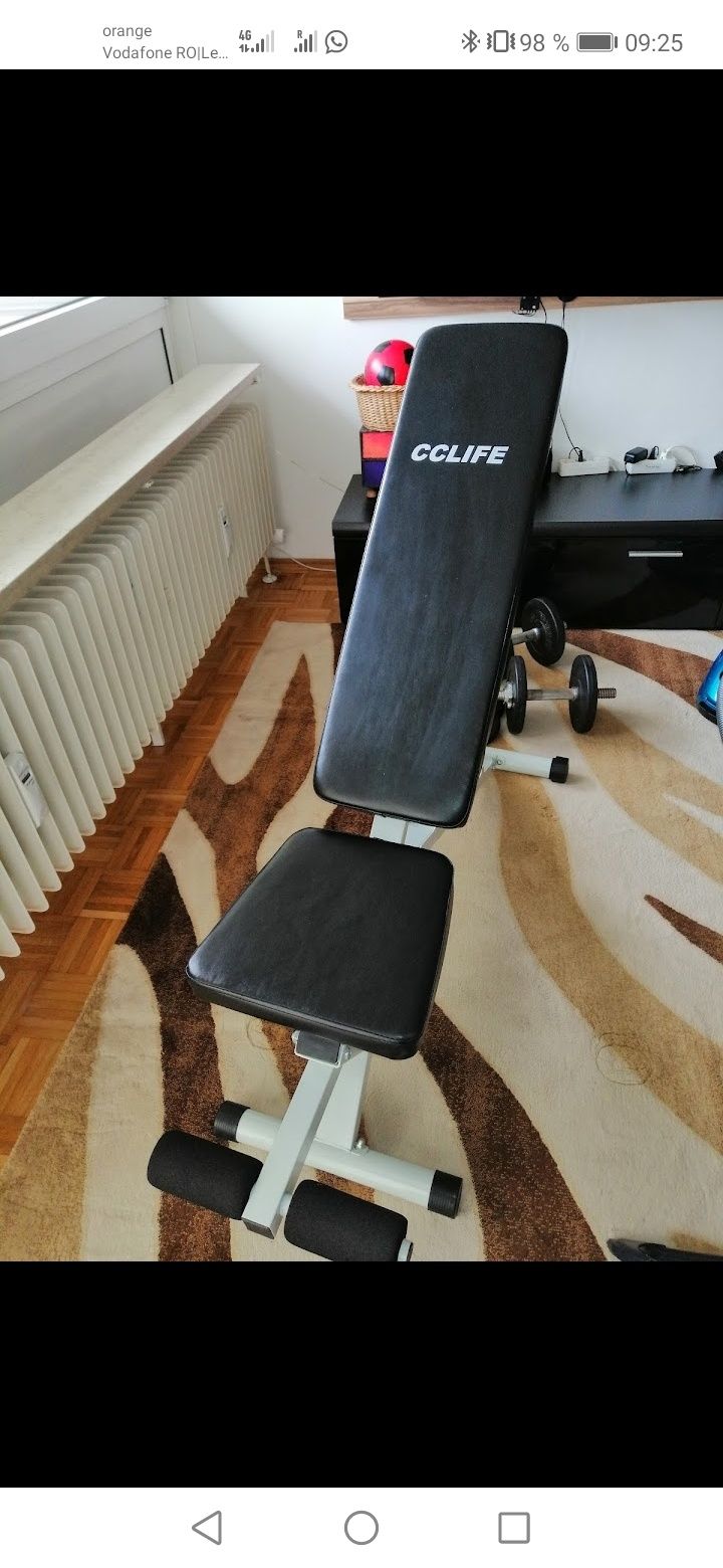 Bancă fitness cu gantere