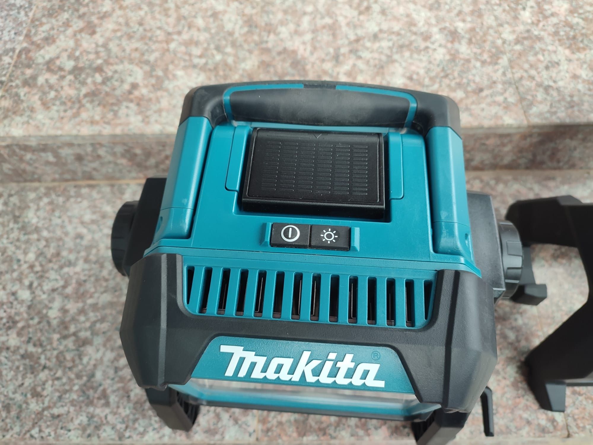 Hiti , Makita reflector santier