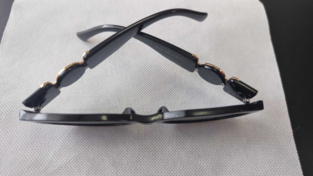 Ochelari de soare model Versace