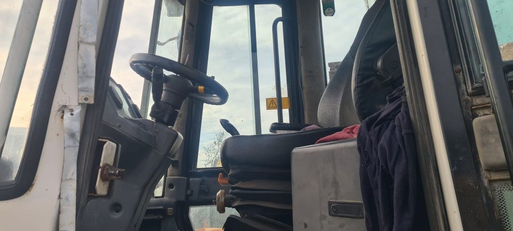 Încarcator  Frontal LIEBHERR 524