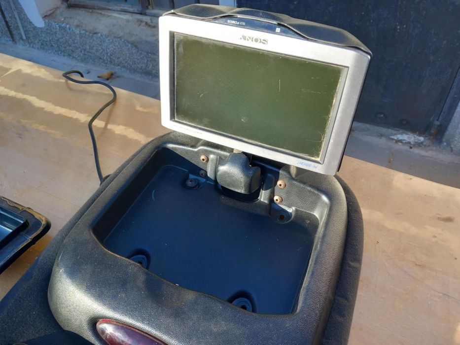 DVD за Bmw x5  + таван