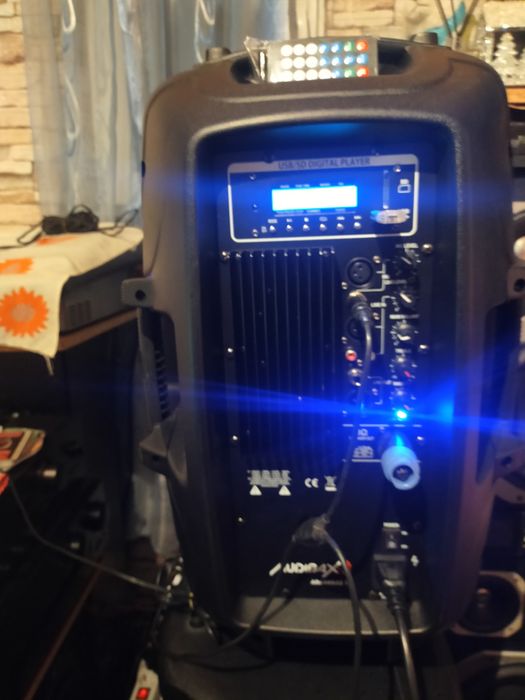 Boxe active pe 12 " diferite firme și puteri.