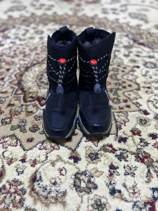 Детские ботинки