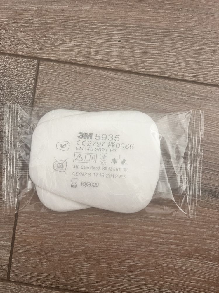 Masca 3M 6200 cu 2 filtre 6059 + 5935 + 501 incluse Pachet