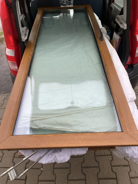 Doua usi de balcon fara toc