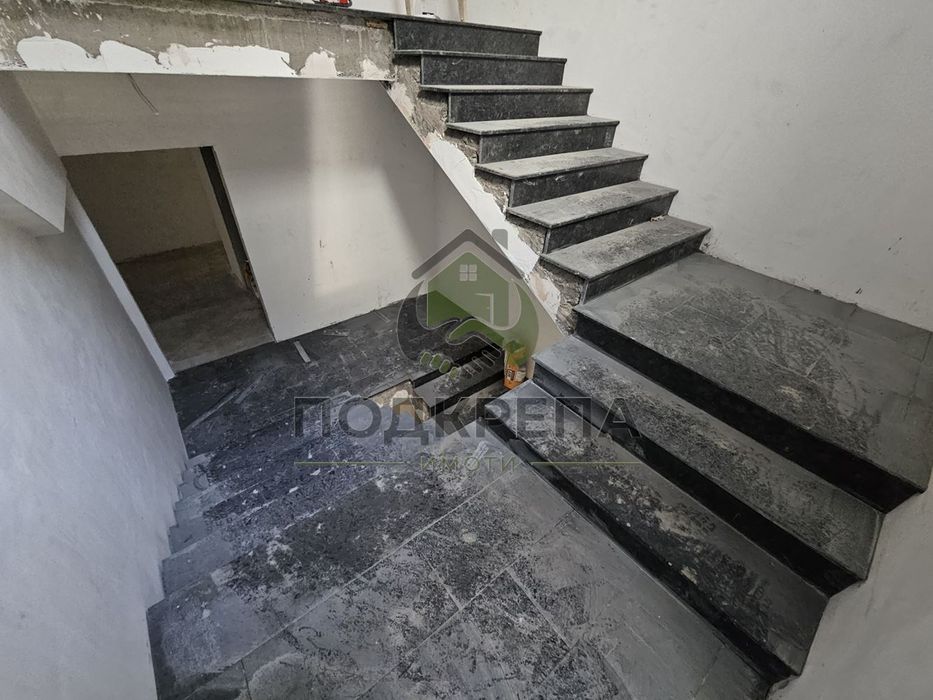 Продава се 3-стаен апартамент - гр. Пловдив, кв. Кършияка | 104 кв.м