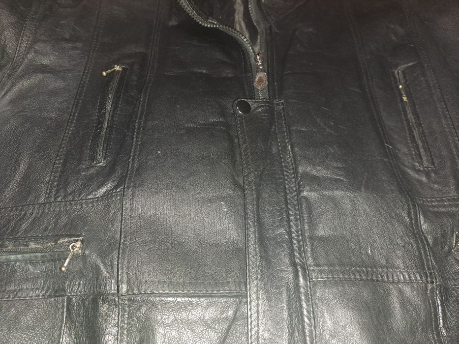 Кожено яке естествена кожа.