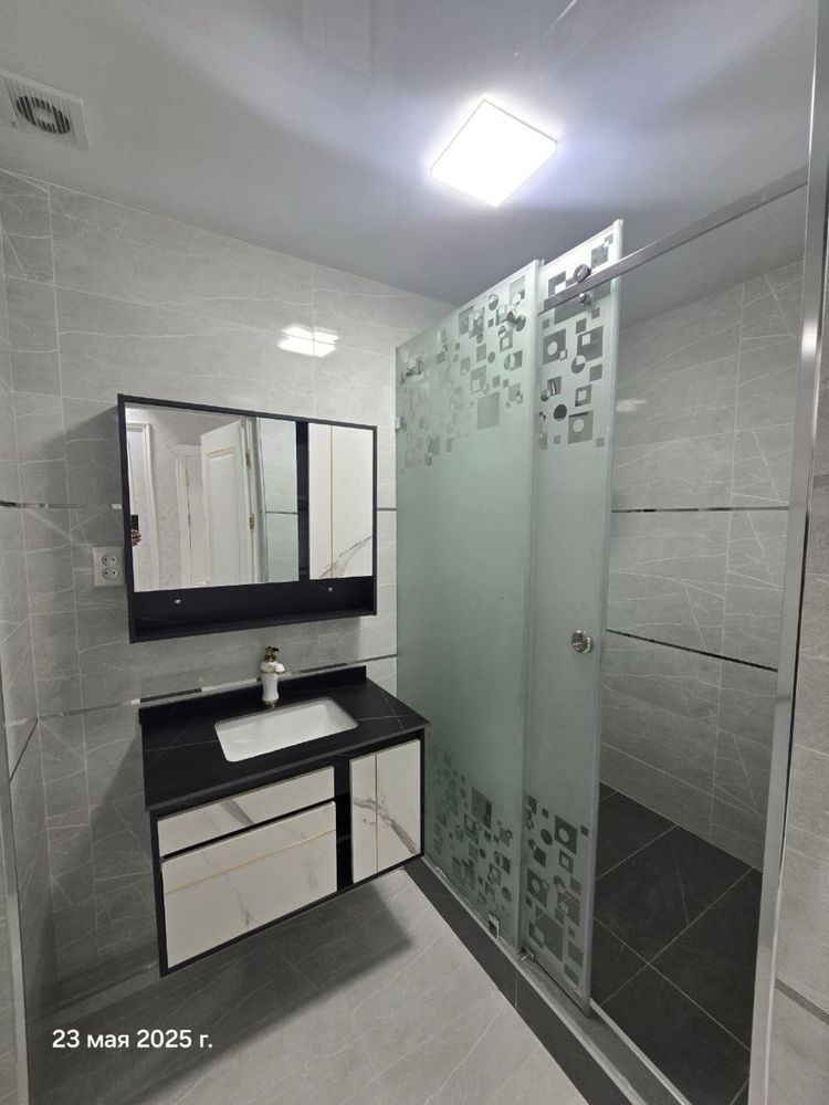 Продается 3 ком. Квартира площадью 132 кв.м. На 3 этаже