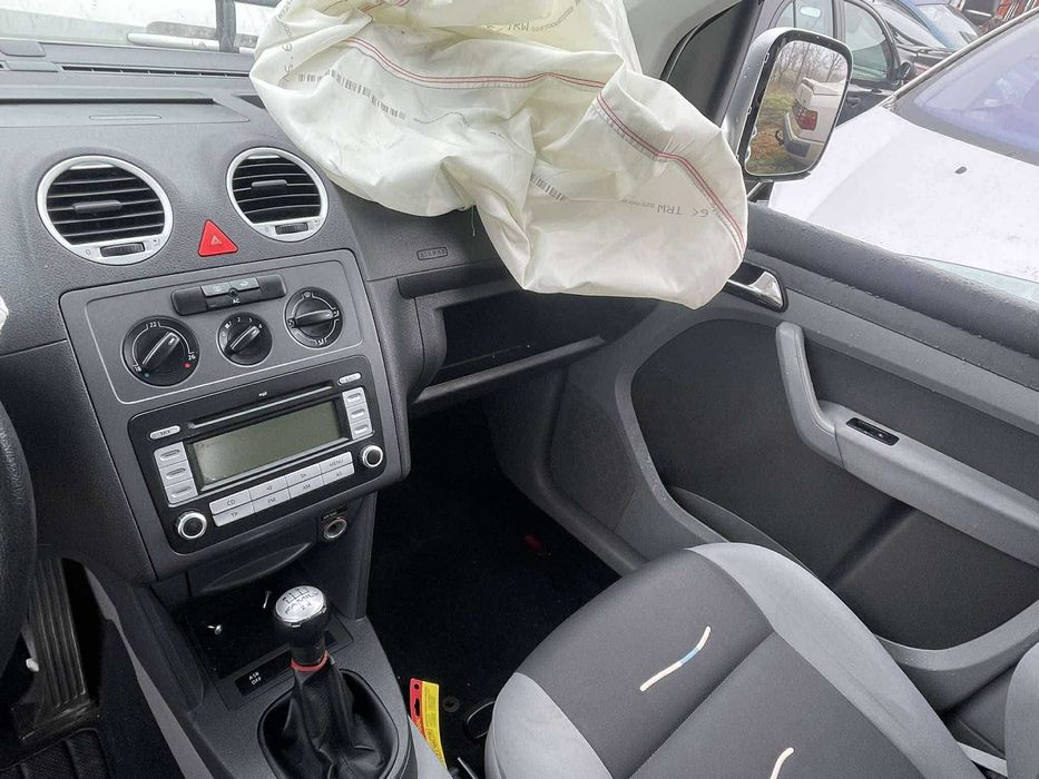 vw caddy 1.9 tdi на части пътнически теглич  фолксваген кади