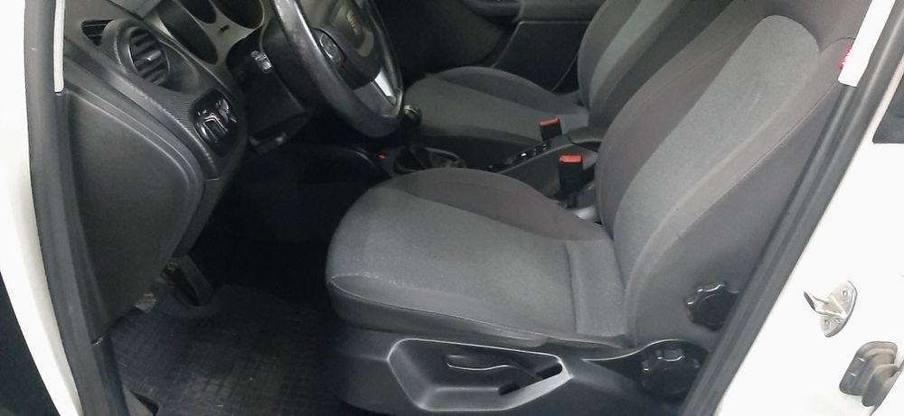 Vând Seat Altea XL, 172000km, proprietar, 1.6 diesel