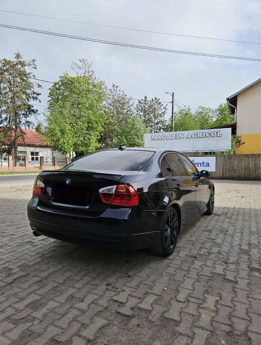 Se vinde BMW 318D