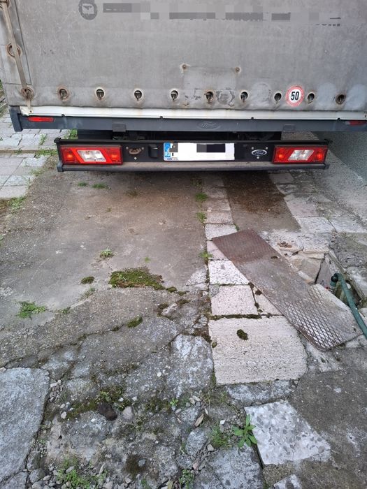 Vând Ford Transit