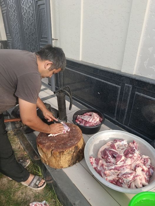 Asallomu allekom Qassob xizmati jivoy vesiga 85.000 mingdan