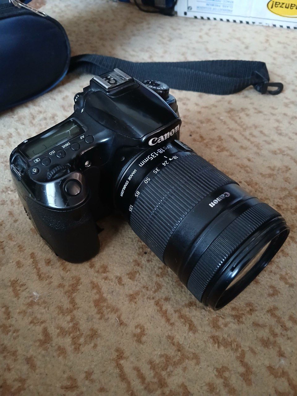 Canon 60d srochni foto uchun ideal variant