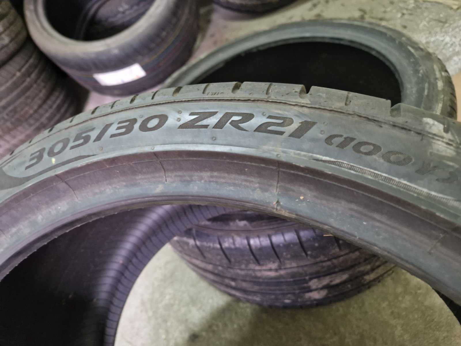 2 Pirelli R21 305/30
летни гуми
DOT2819