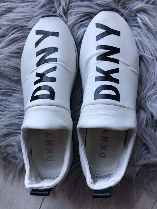 Маратонки DKNY от плат