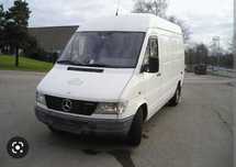 Dezmembrez Mercedes Sprinter 312 2.3d 2.9d  2.2cdi an 1998 Orice piesă