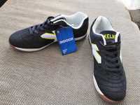 Футболни обувки за зала Kelme Copa SR