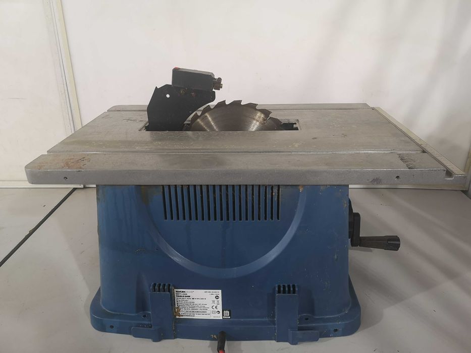 Циркуляр за дърво - WorkZone  2000W