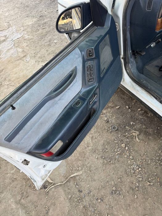 Дверь от форд таурус