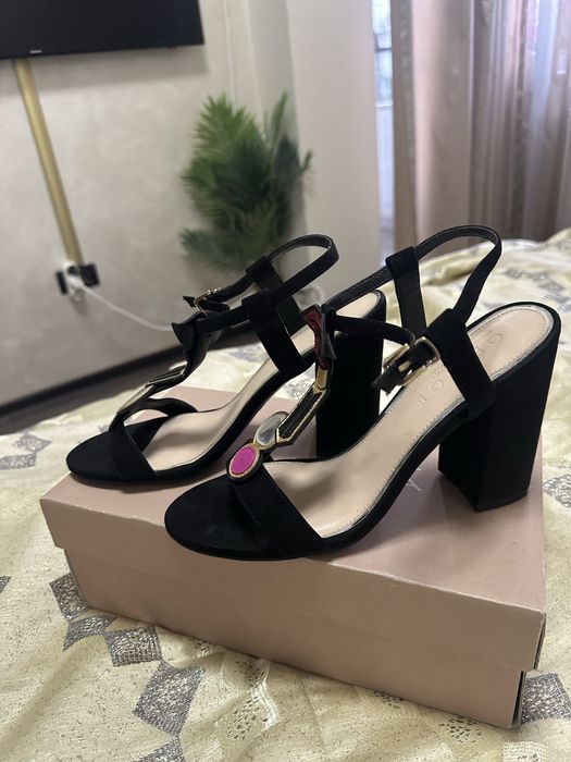 Sandale model deosebit, Office London, piele intoarsa