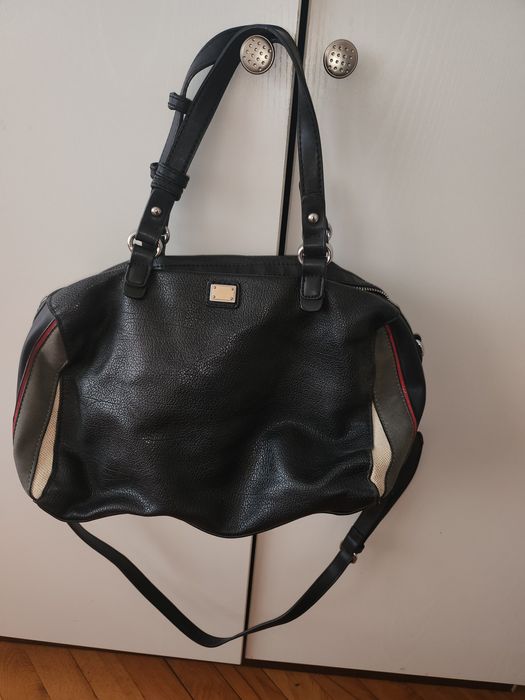 Дамска чанта запазена