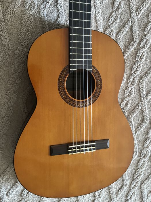 Гитара, состояние новое, нет изъян!